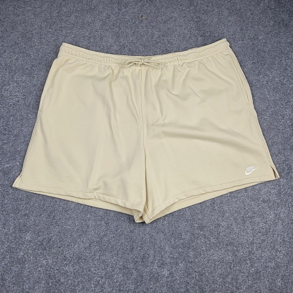 Nike Sportswear Club Fleece Shorts Mens XXL Alabaster Beige FN3520-229